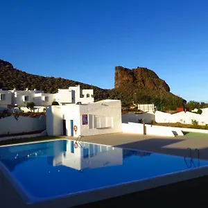 https://casa-lola-agaete.in-canary-islands.com
