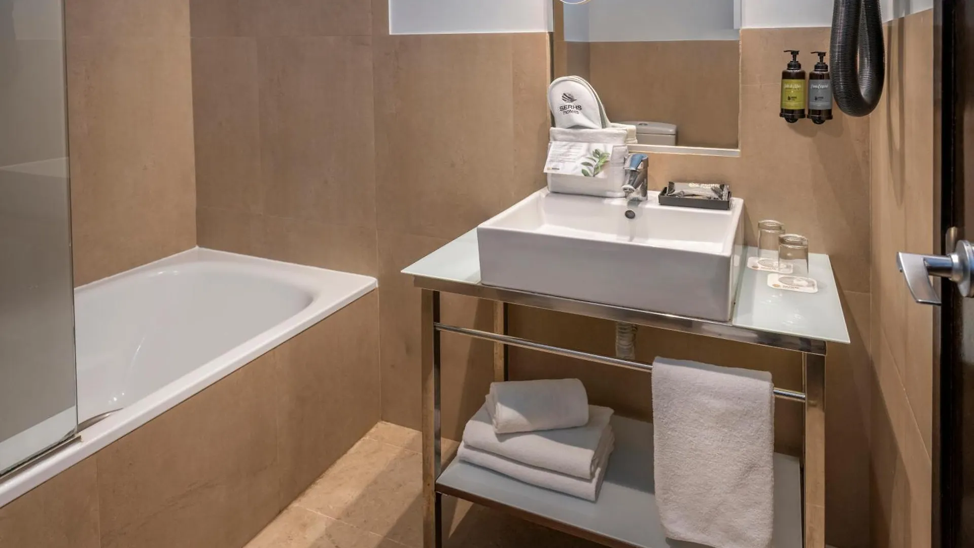 Hotel Serhs Del Port Barcelona 3*,  Spain