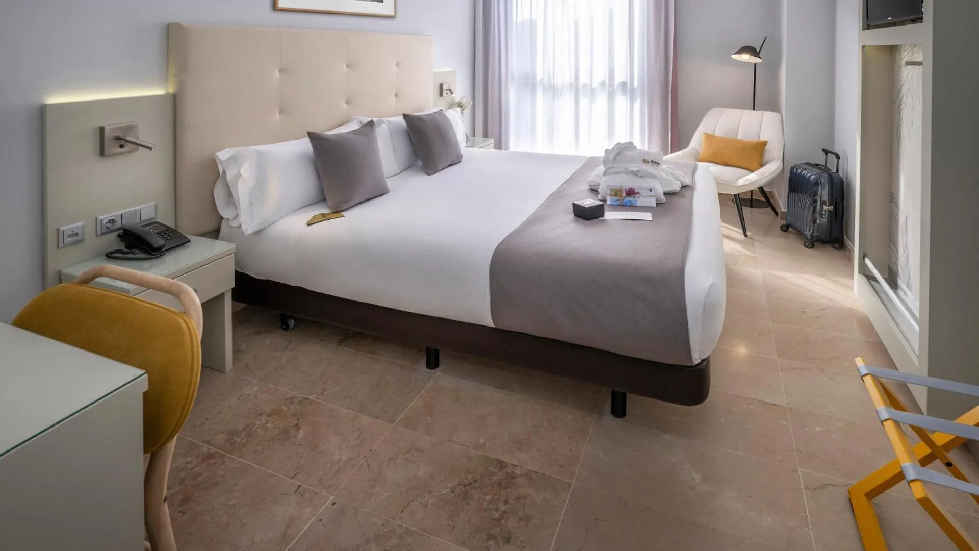 Hotel Serhs Del Port Barcelona 3*,
